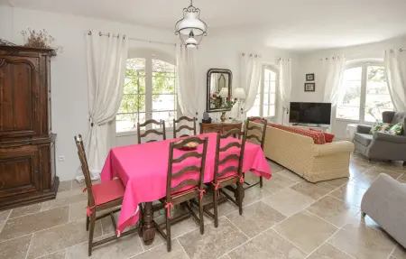 Maison 4 chambres avec piscine aux Alpilles, Eygalières : photo 23