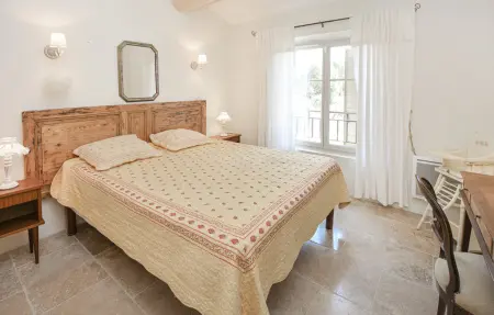 Maison 4 chambres avec piscine aux Alpilles, Eygalières : photo 25