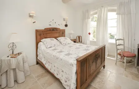 Maison 4 chambres avec piscine aux Alpilles, Eygalières : photo 27