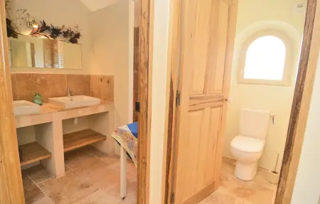 Maison 4 chambres avec piscine aux Alpilles, Eygalières : photo 32