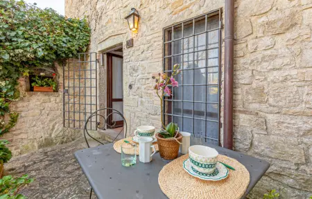 Ilaria, appartement médiéval avec piscine près de Todi : photo 17
