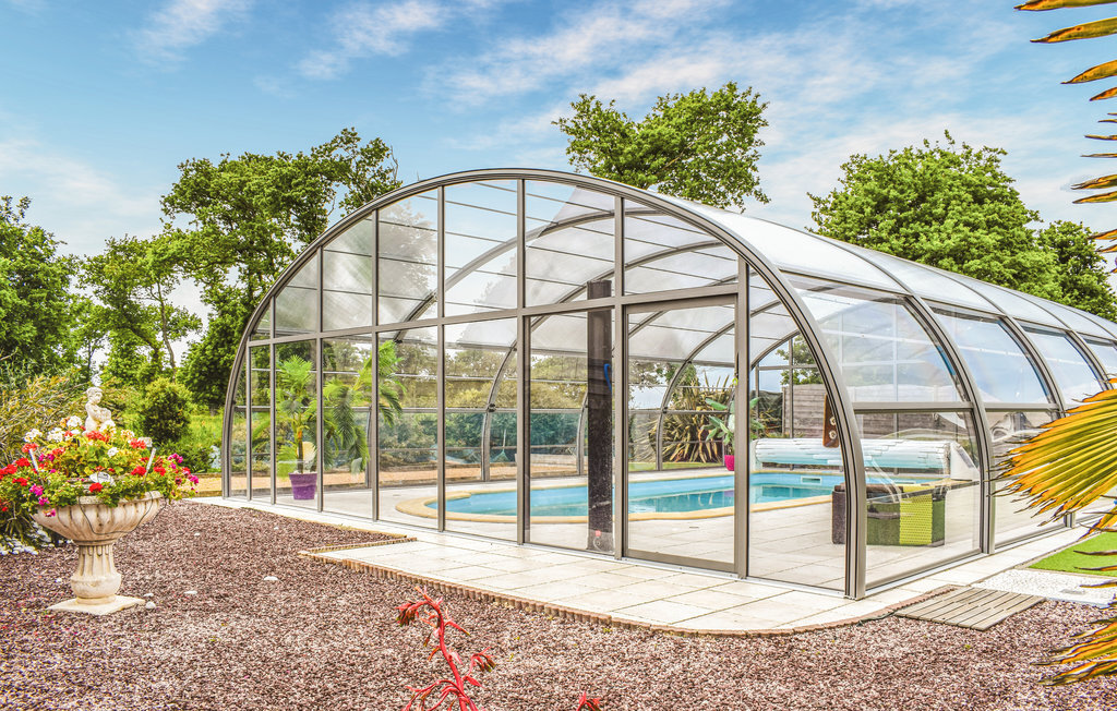 Maison 160 m² avec piscine chauffée couverte à Pommeret - Photo 1