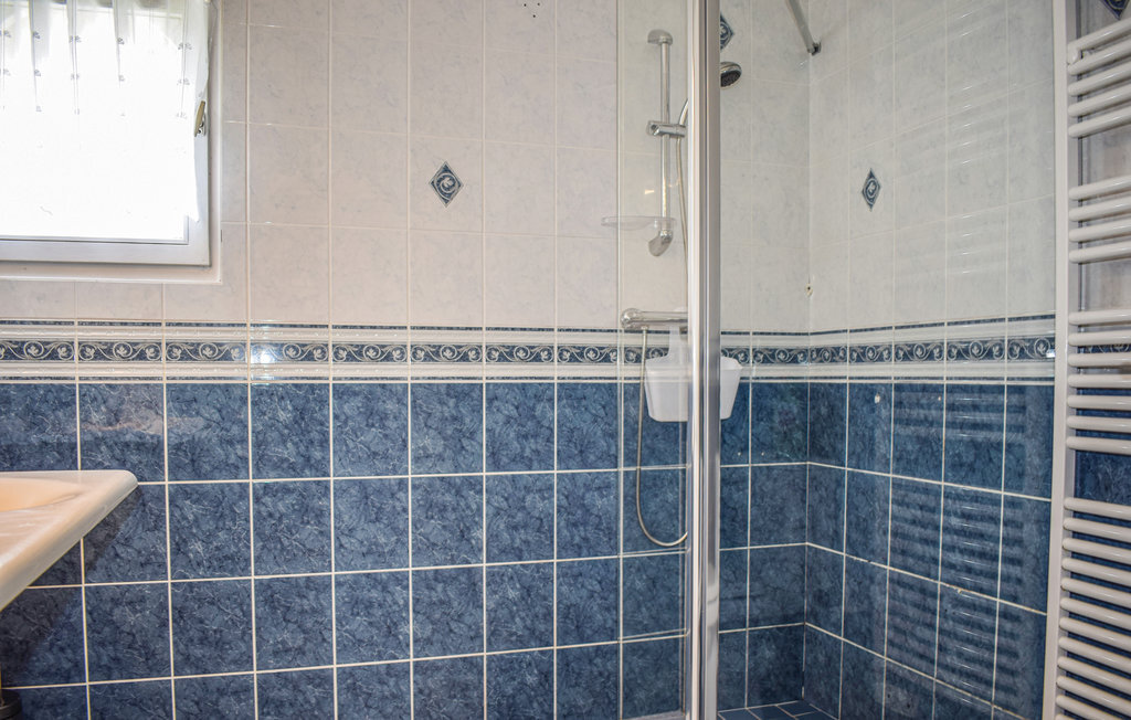 Maison 160 m² avec piscine chauffée couverte à Pommeret - Photo 24