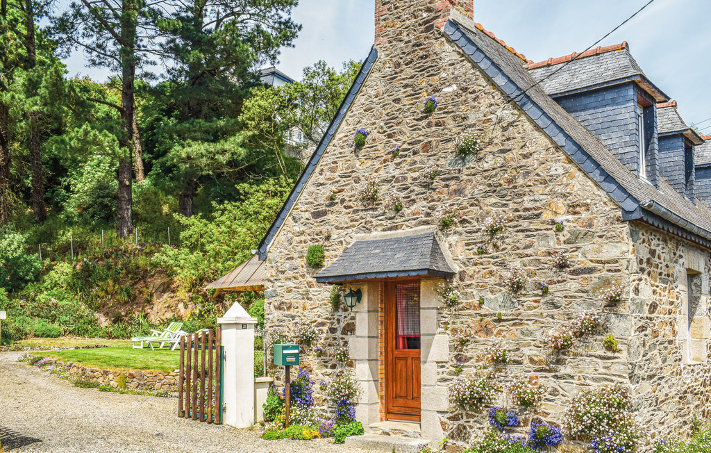 Maison de pierre du siècle dernier à Plouguiel - Photo 11