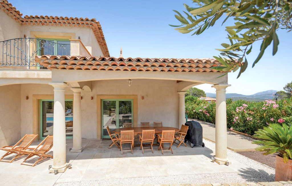 Villa d'architecte avec piscine privée à Saint-Raphaël - Photo 7
