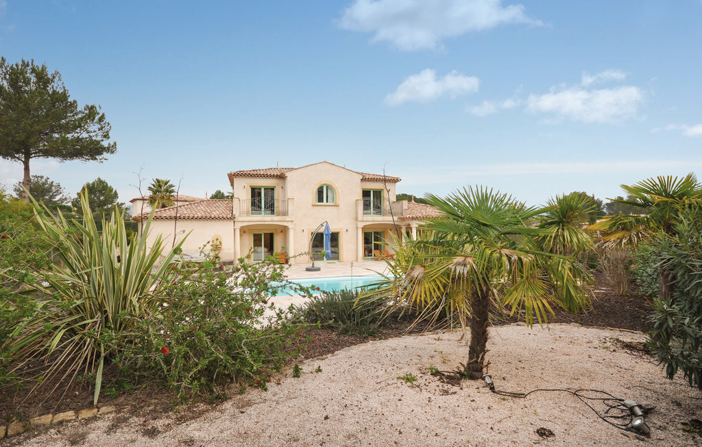 Villa d'architecte avec piscine privée à Saint-Raphaël - Photo 14