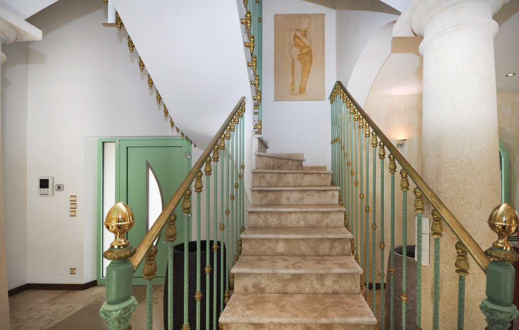 Villa d'architecte avec piscine privée à Saint-Raphaël - Photo 22