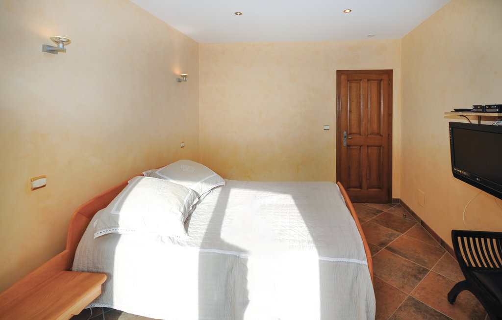 Villa d'architecte avec piscine privée à Saint-Raphaël - Photo 26