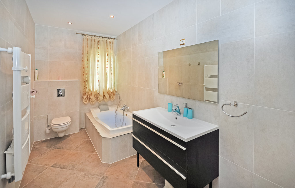 Villa d'architecte avec piscine privée à Saint-Raphaël - Photo 33