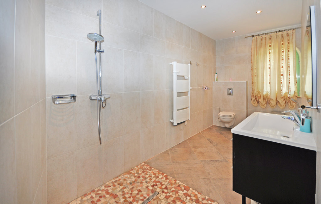 Villa d'architecte avec piscine privée à Saint-Raphaël - Photo 34