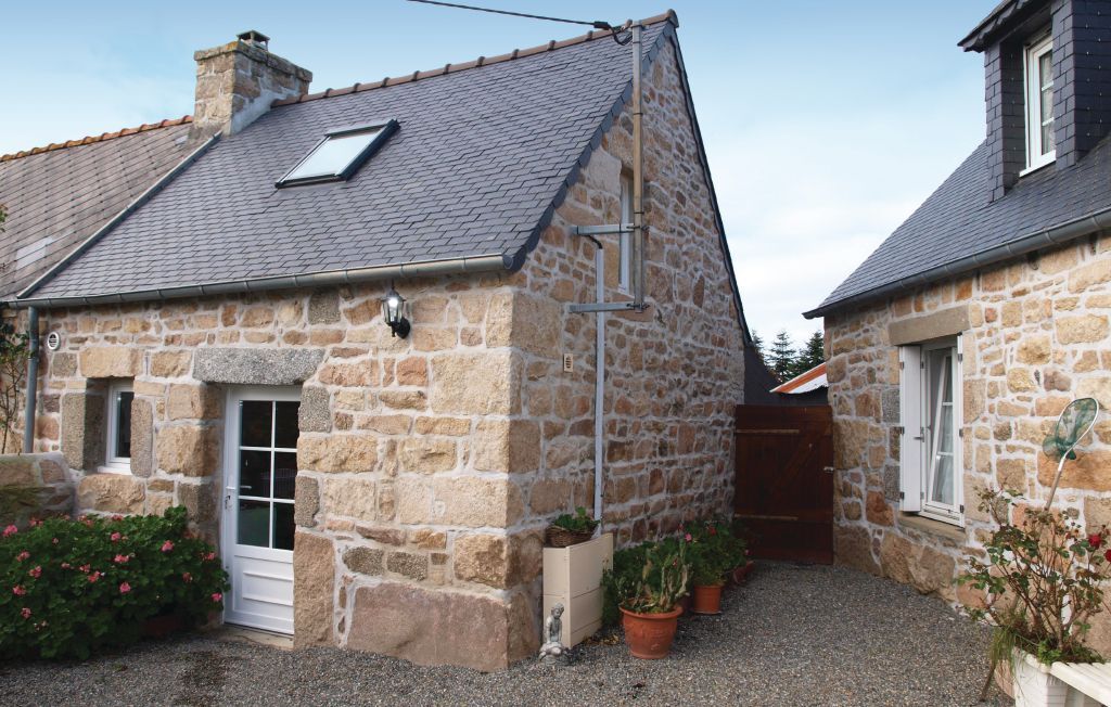 Petite maison en pierre à Louargat, poêle à bois - Photo 11