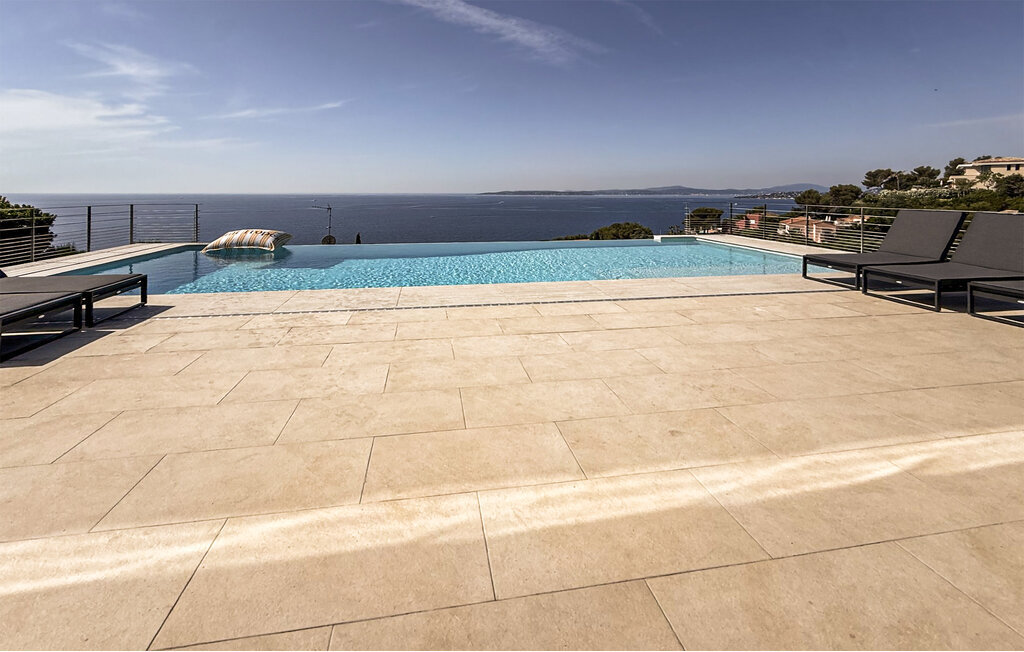 Villa 5 chambres piscine débordement, vue baie Saint-Tropez - Photo 7