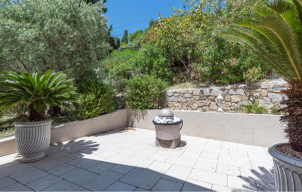 Villa 5 chambres piscine débordement, vue baie Saint-Tropez - Photo 13