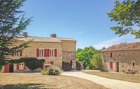 Maison 10 personnes à St Maixent de Beugné - Photo 8