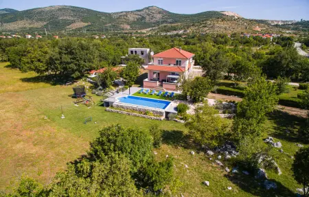 Location maison à Dugopolje