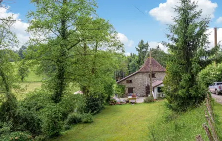 Maison XVIIIe siècle avec piscine privée à Lohitzun-Oyhercq : photo 8
