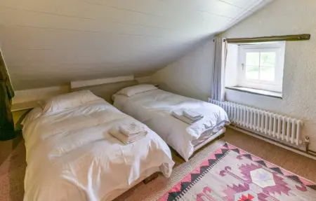 Maison XVIIIe siècle avec piscine privée à Lohitzun-Oyhercq : photo 24