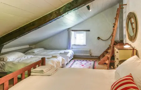 Maison XVIIIe siècle avec piscine privée à Lohitzun-Oyhercq : photo 25