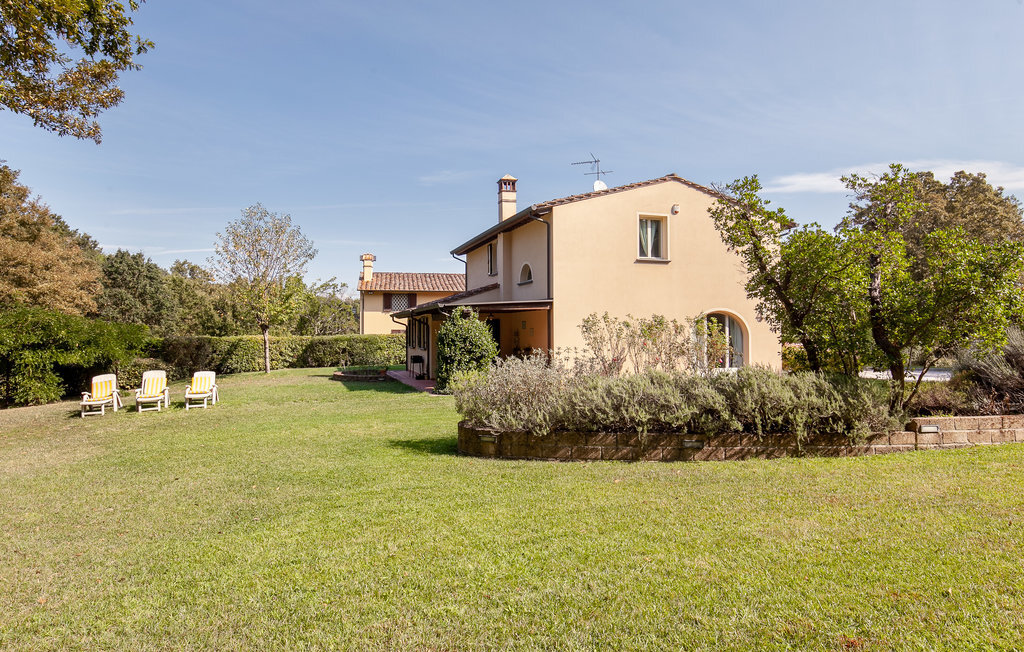Maison rénovée 120 m² à Pontedera, jardin avec tonnelle - Photo 9