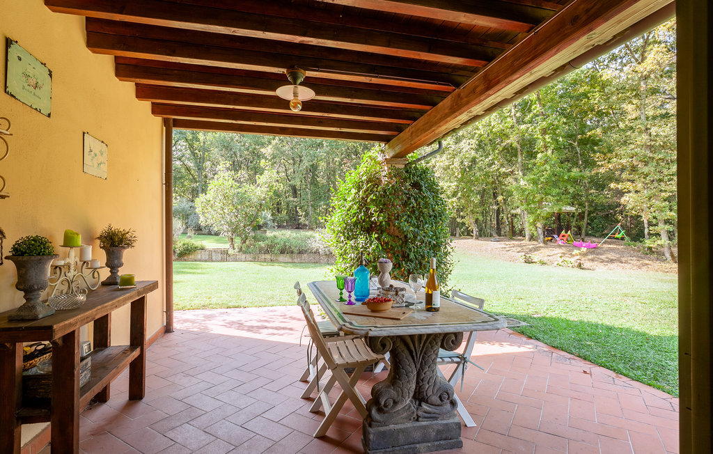 Maison rénovée 120 m² à Pontedera, jardin avec tonnelle - Photo 11