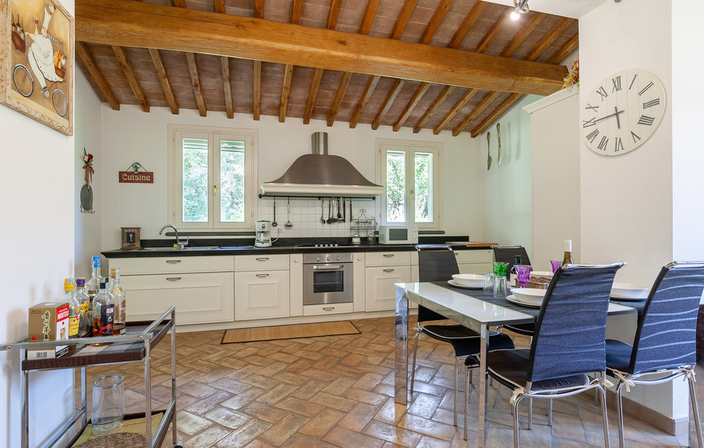 Maison rénovée 120 m² à Pontedera, jardin avec tonnelle - Photo 16