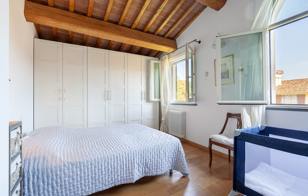 Maison rénovée 120 m² à Pontedera, jardin avec tonnelle - Photo 19