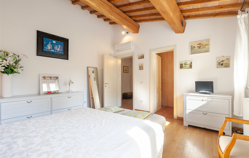 Maison rénovée 120 m² à Pontedera, jardin avec tonnelle - Photo 21
