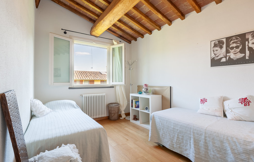 Maison rénovée 120 m² à Pontedera, jardin avec tonnelle - Photo 22