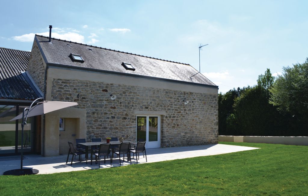 Grange rénovée avec piscine couverte à Elliant - Photo 7