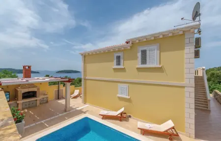 Location maison à Blato