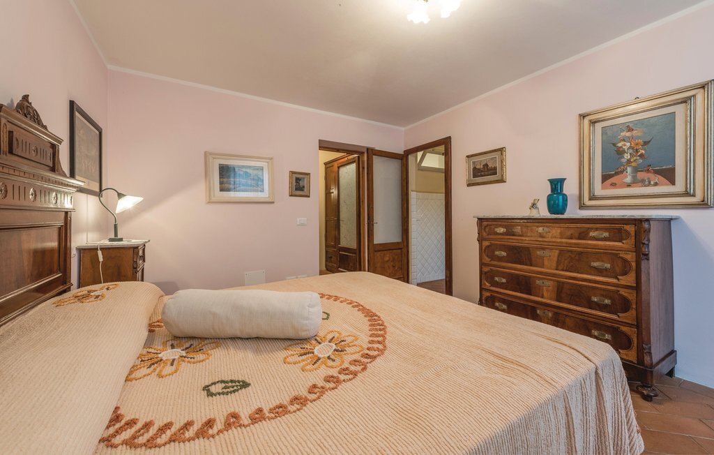 Maison Polla à Montuolo : piscine privée et prairie verdoyante - Photo 17