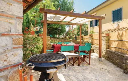 Migliano, maison en pierre avec piscine privée : photo 4