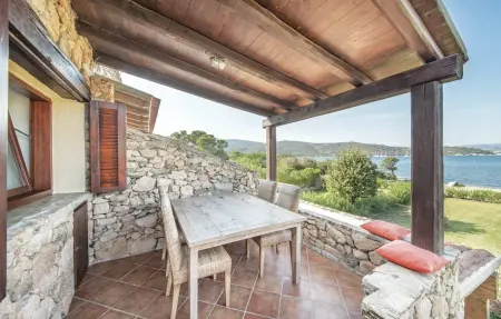 Appartement Vue Mer à Punta Asfodeli, Olbia : photo 2