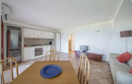 Appartement Vue Mer à Punta Asfodeli, Olbia : photo 11