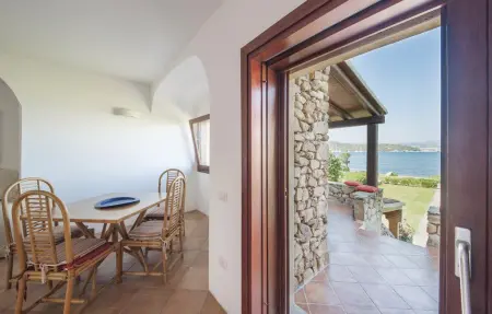 Appartement Vue Mer à Punta Asfodeli, Olbia : photo 13