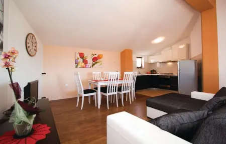 Maison 10 personnes à Barban - Photo 1