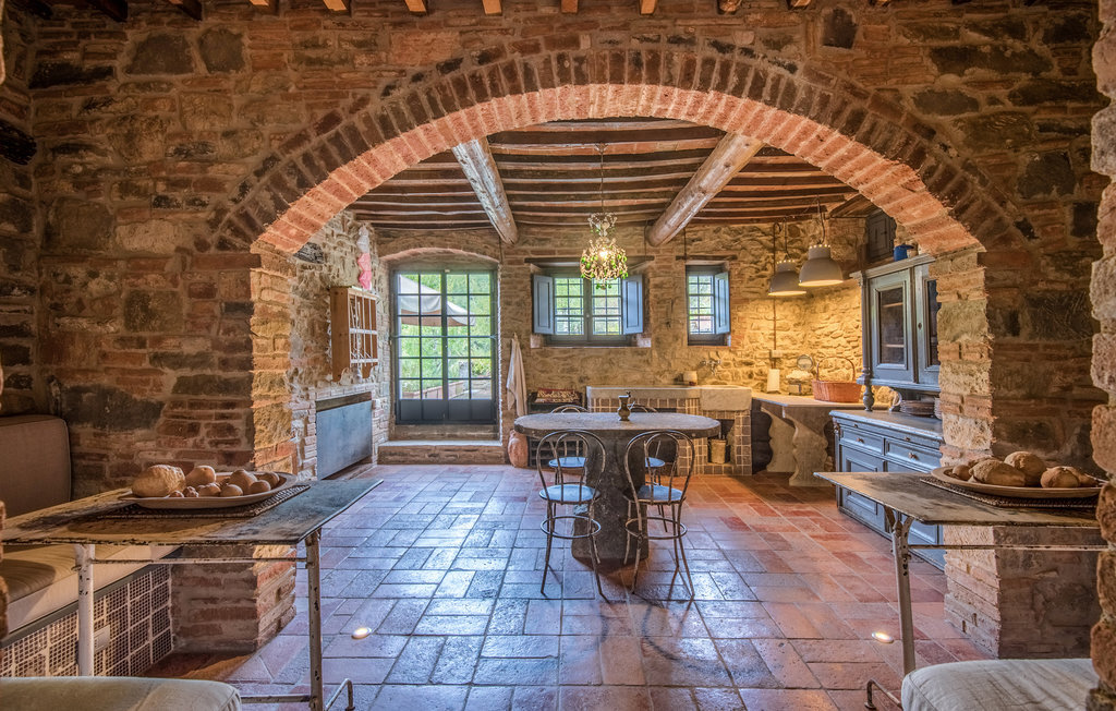 Casa Politi, maison 3 étages avec piscine 72 m² en Toscane - Photo 6