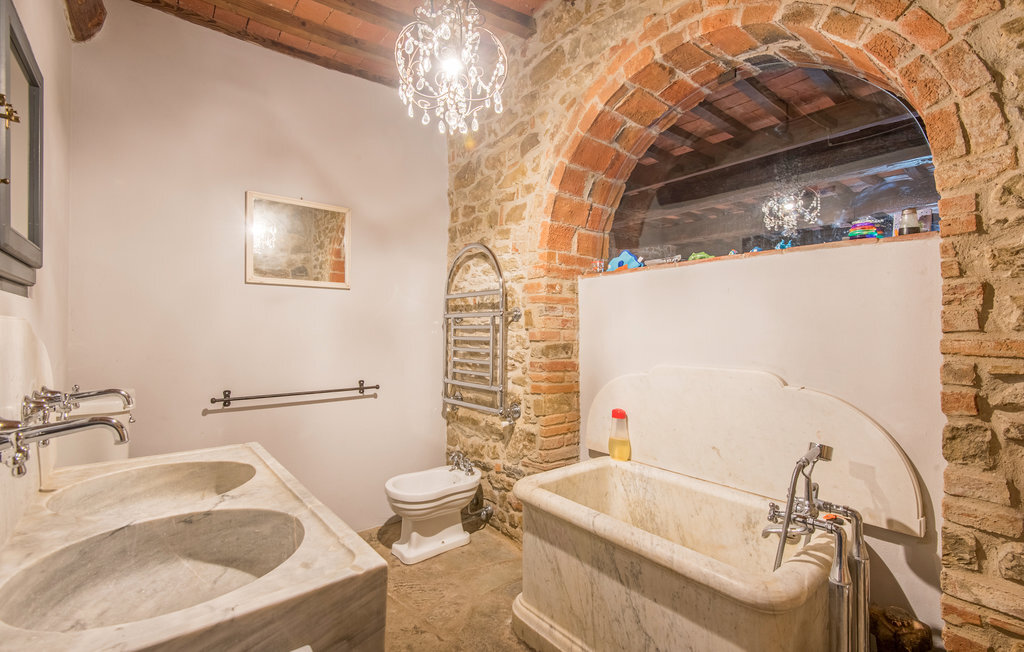 Casa Politi, maison 3 étages avec piscine 72 m² en Toscane - Photo 37