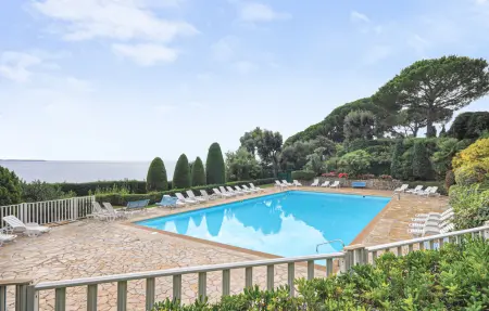 Appartement vue mer avec terrasse à Cannes : photo 8