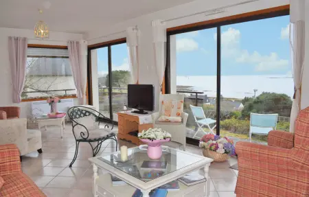 Location Maison 6 personnes à Trélévern - Photo 2