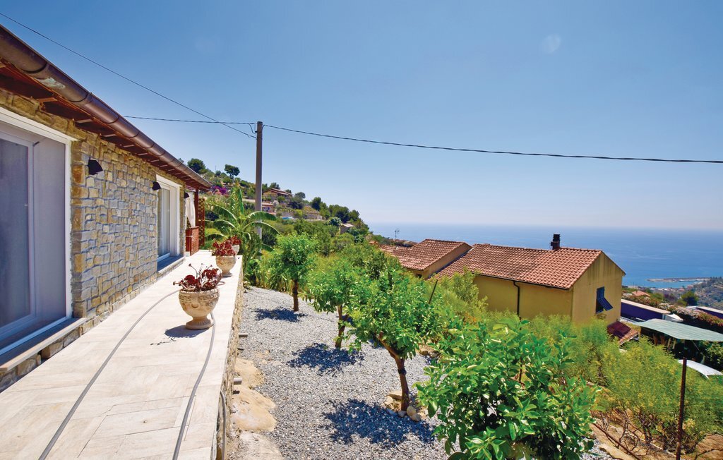Chez Gaby : maison avec piscine privée à Bordighera - Photo 9