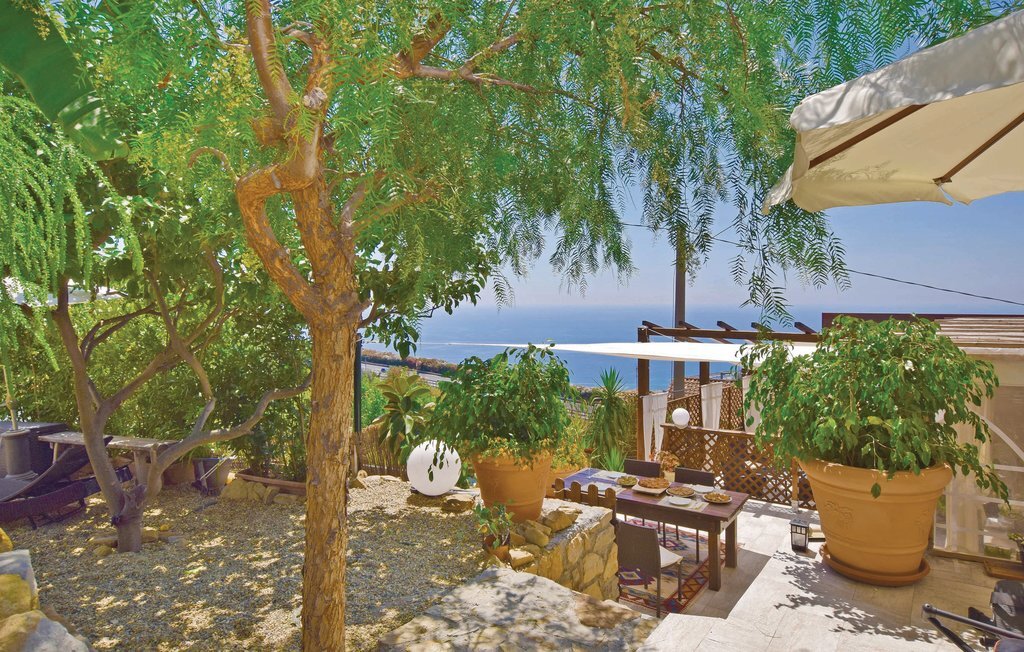 Chez Gaby : maison avec piscine privée à Bordighera - Photo 10