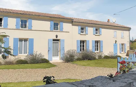 Maison 11 personnes à Romegoux - Photo 1