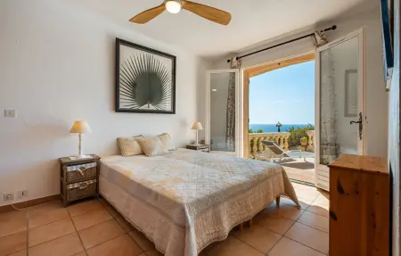 Mas Des Oliviers, villa 10 pers. vue mer à Cavalaire : photo 7