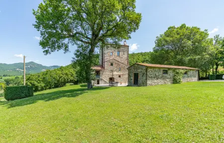Ca' del Ducci, tour médiévale avec piscine : photo 11