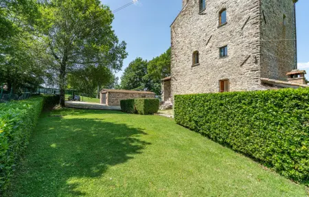 Ca' del Ducci, tour médiévale avec piscine : photo 12