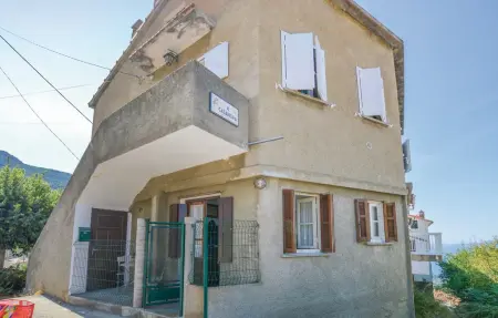 Appartement de plain-pied à Calcatoggio, terrasse et barbecue : photo 8