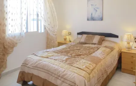 Appartement vue lac et piscine partagée à Torrevieja, 4 pers. : photo 11
