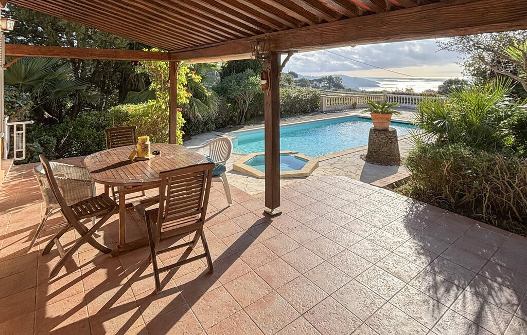 Villa Les Rameaux, maison avec piscine et vue mer - Photo 6