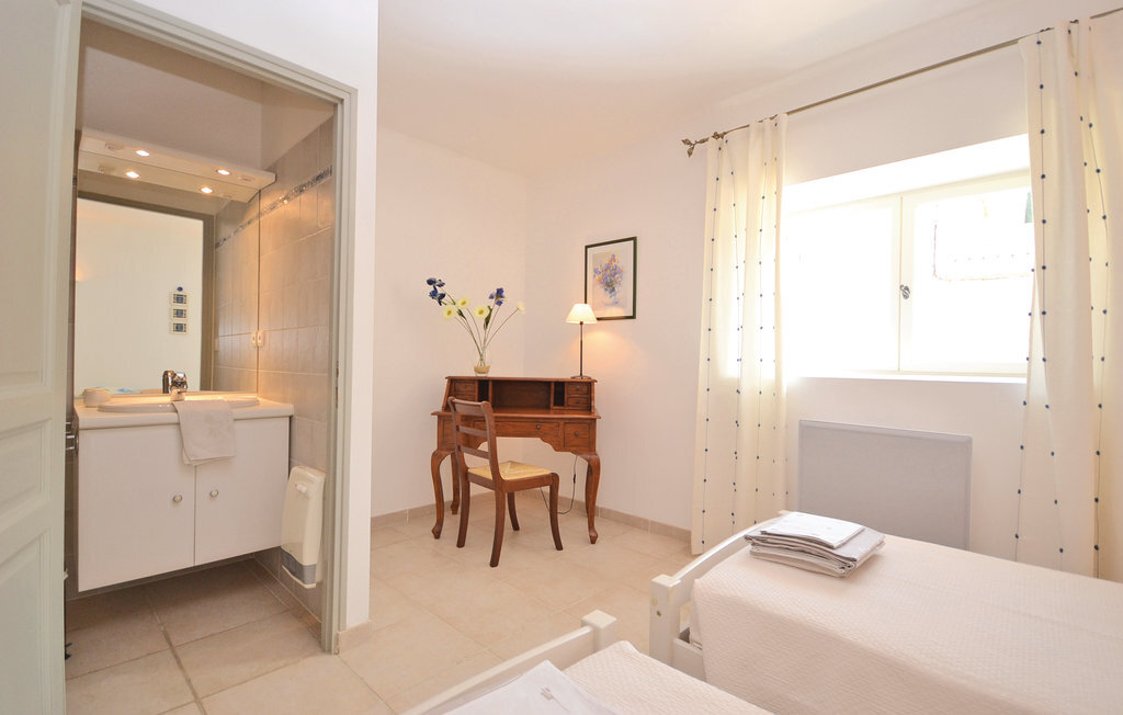 Maison de caractère avec piscine privée à Montbrison sur Lez - Photo 26